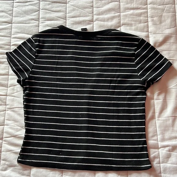 Top - Picture 2 of 2